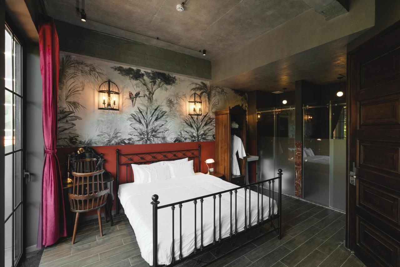 The Chum Boutique Hotel Hue Exterior photo